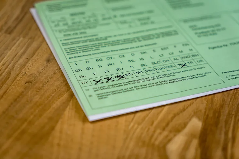 Gr&uuml;ne Versicherungskarte Kfz