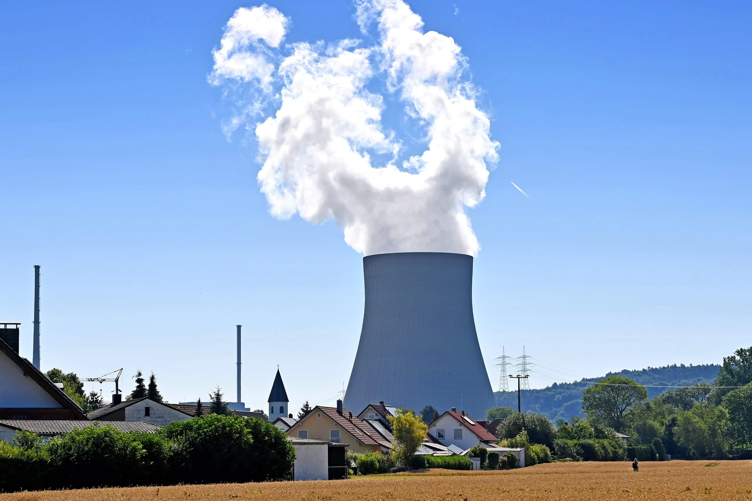 Habeck: Zwei AKW sollen bis Mitte April als Notreserve dienen