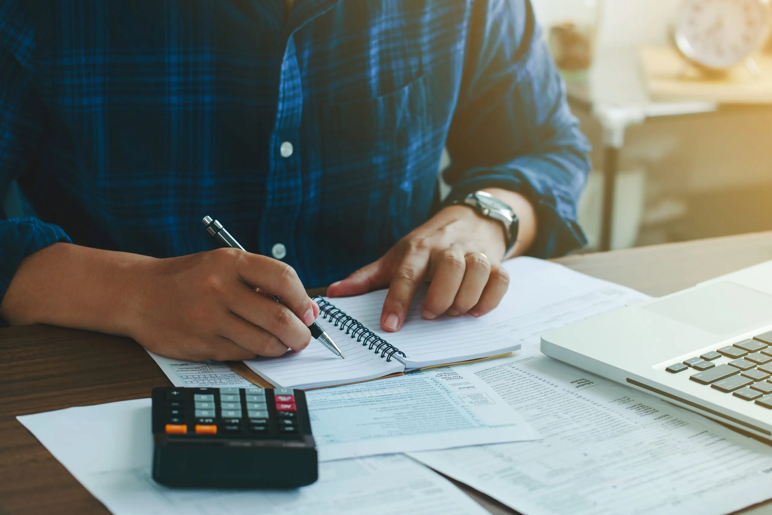 Diese 3 Steuer-Anträge helfen bei finanziellen Engpässen