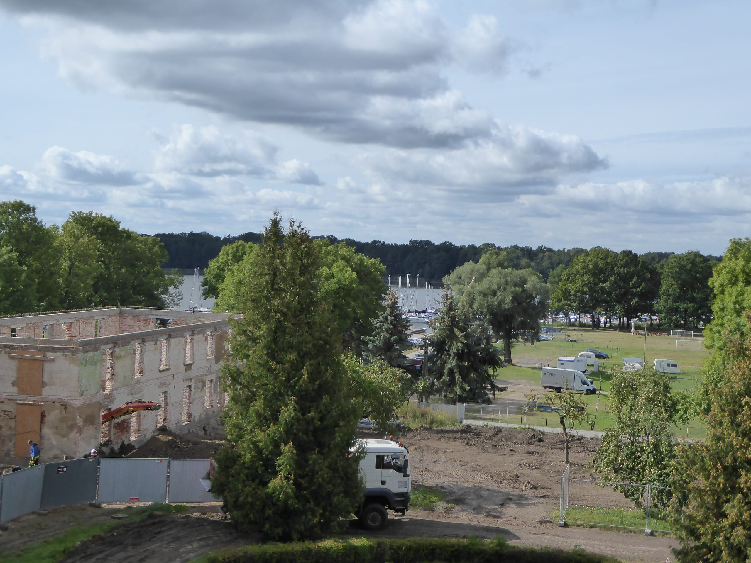 Blick auf den Steinort-See