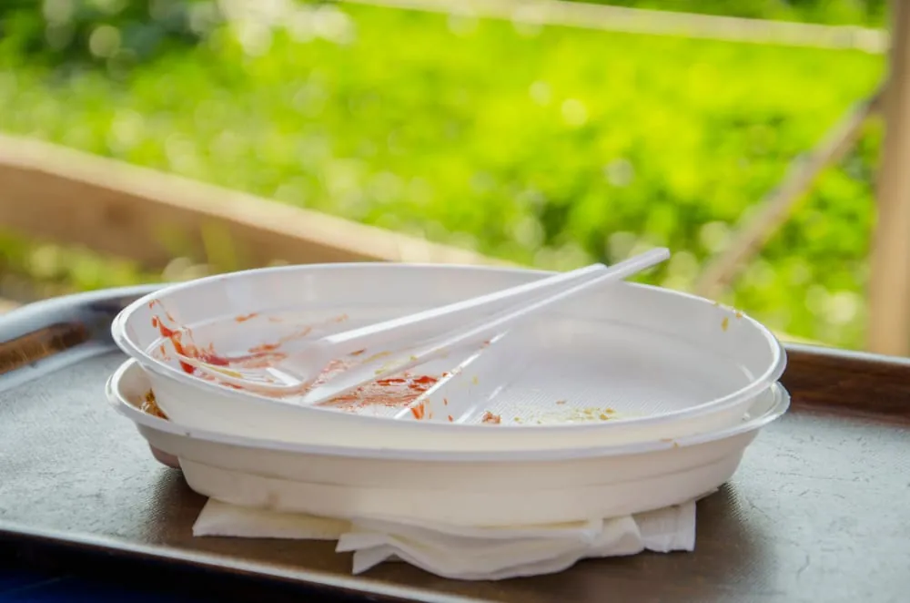 Neue Mehrweg-Pflicht 2023: Das gilt für Speisen und Getränke zum Mitnehmen