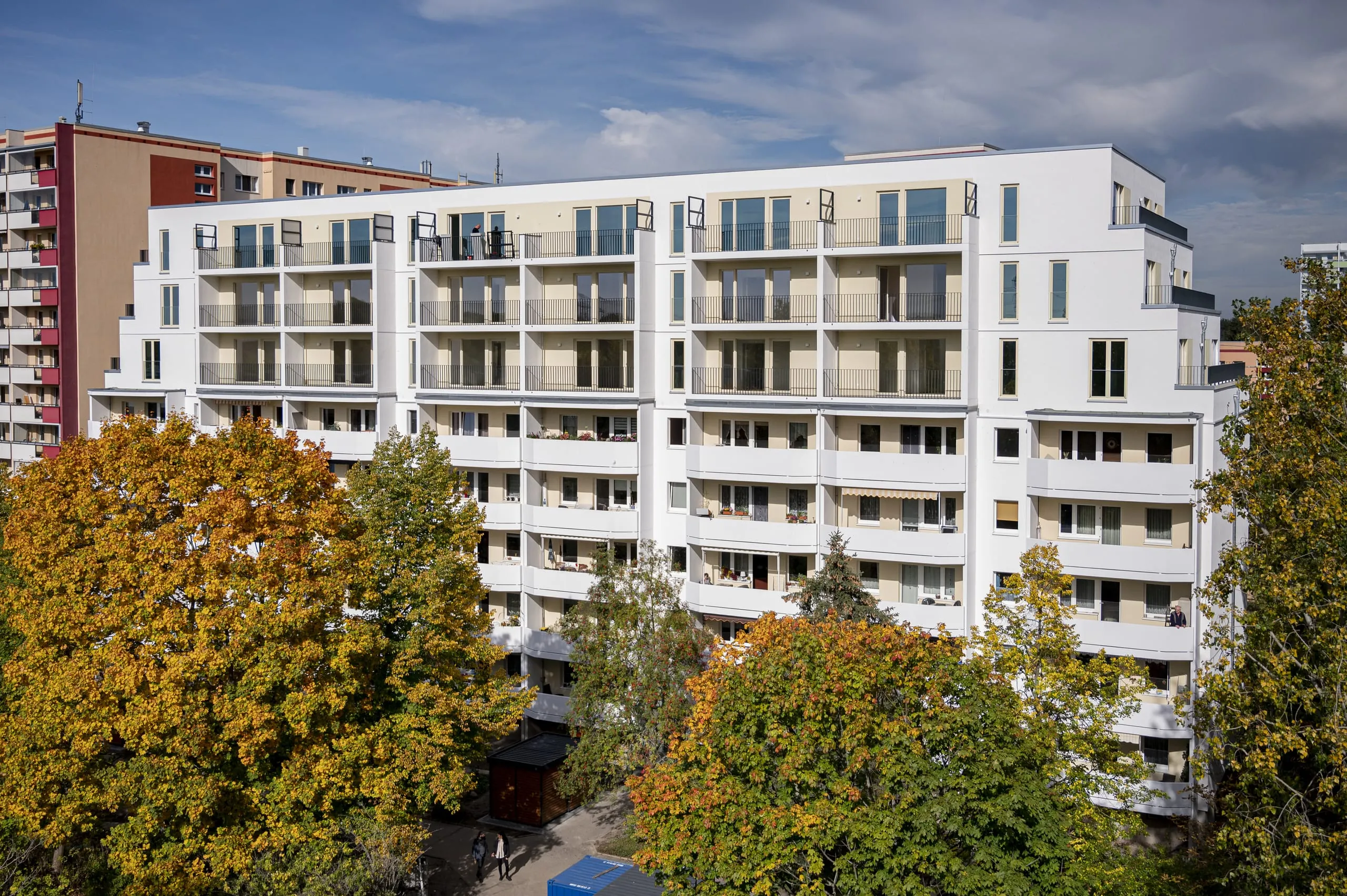 Mehr Wohnungen durch Aufstocken von Plattenbauten