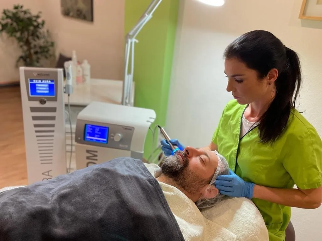 NiSV im Kosmetikhandwerk: Zwischen Skandal und Segen