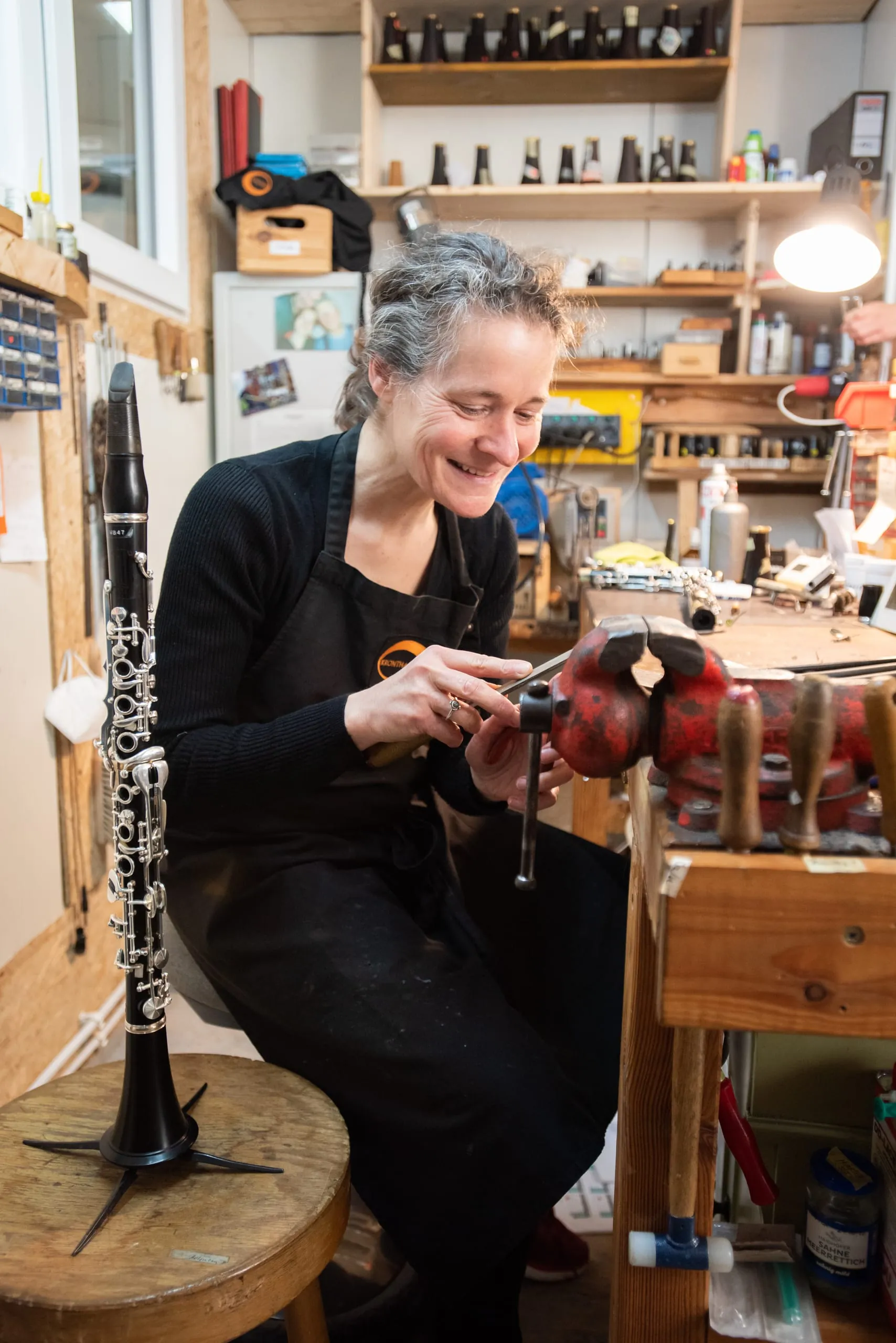 Johanna Kronthaler in ihrer Werkstatt