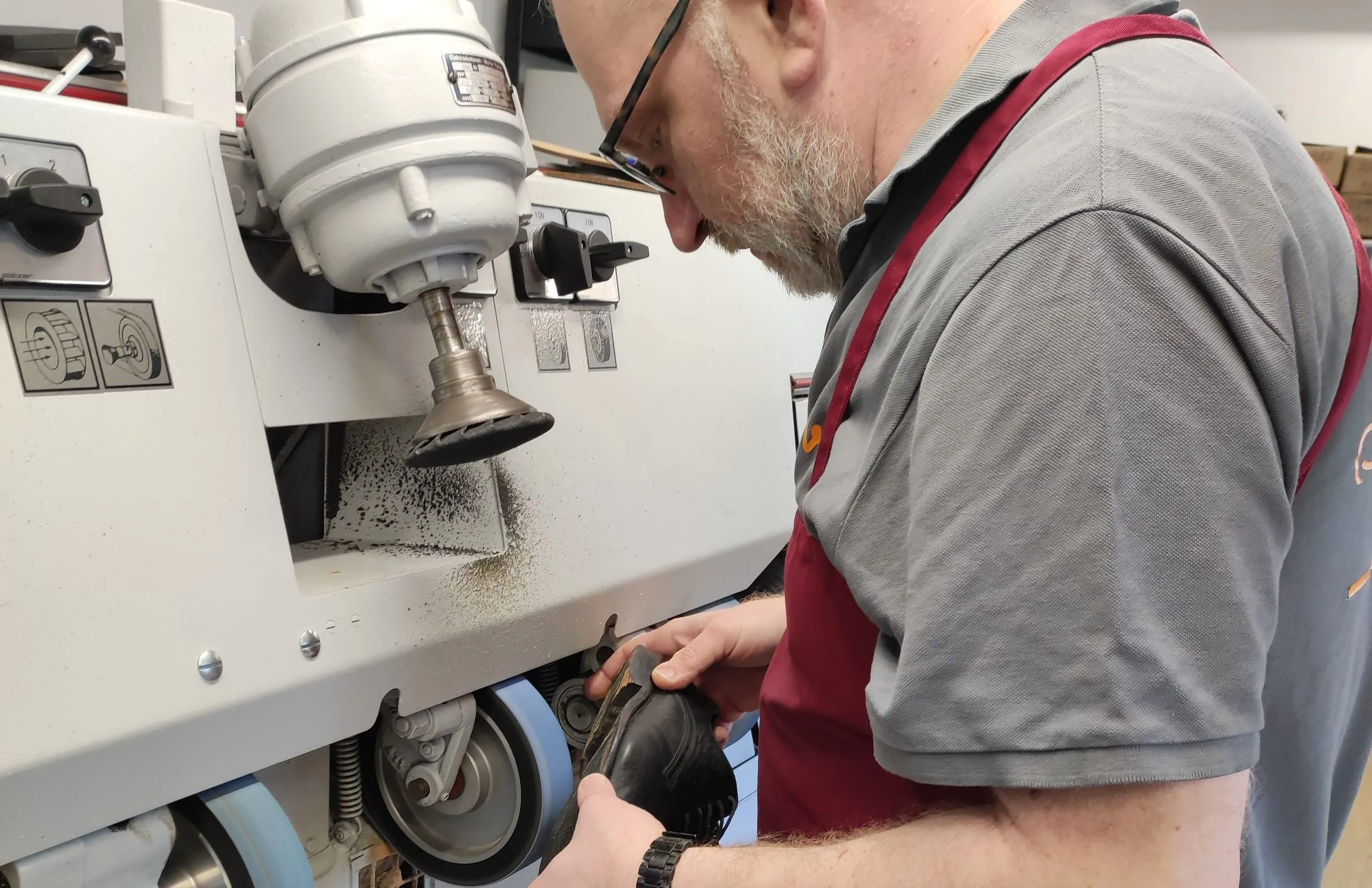 Wenig getragenen Schuhen ein zweites Leben schenken