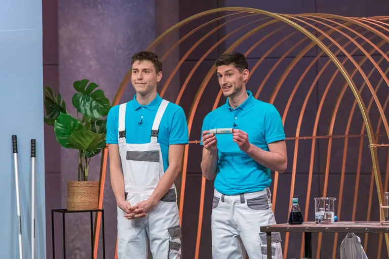 Das Br&uuml;derpaar aus Niedersachsen stammt aus einer Handwerkerfamilie.