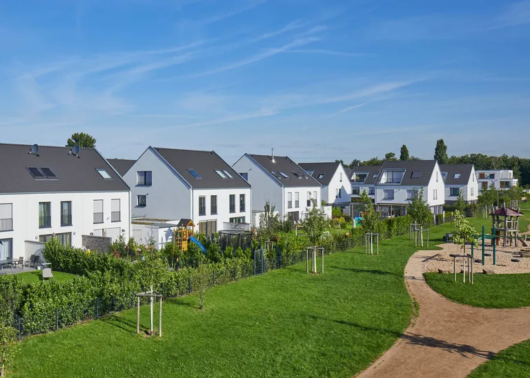 Siedlung mit Einfamilienh&auml;user.