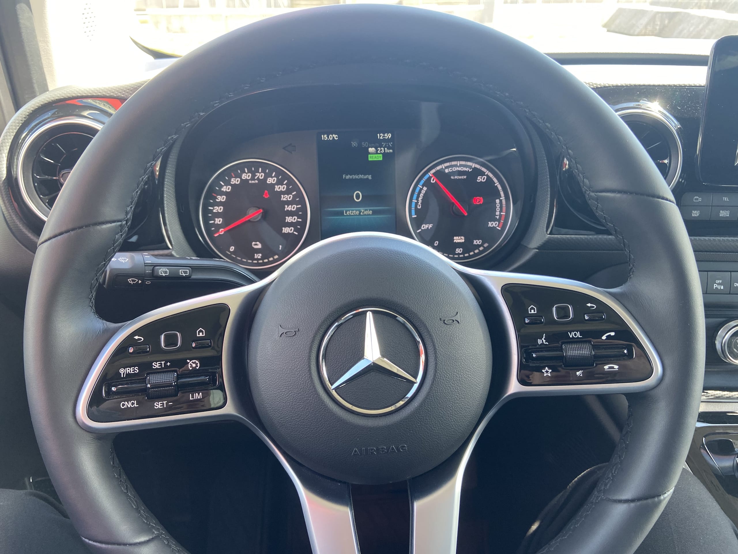 Lenkrad des eCitan Kastenwagen