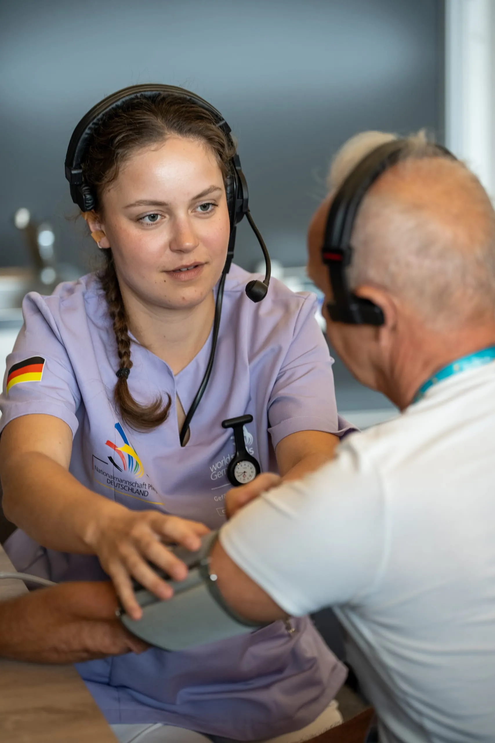 Pflegefachfrau Lisa-Marie Scheel