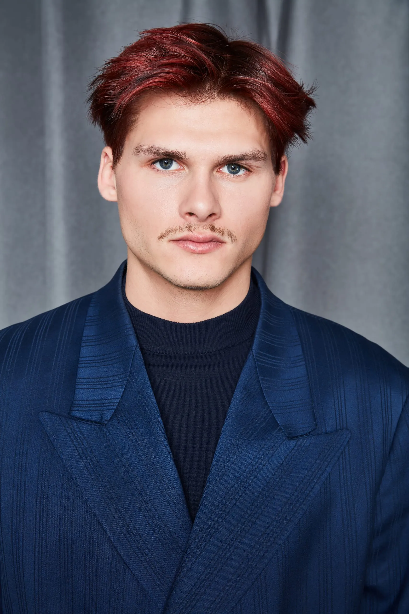 FrisurenTrends 2023, Radical Red