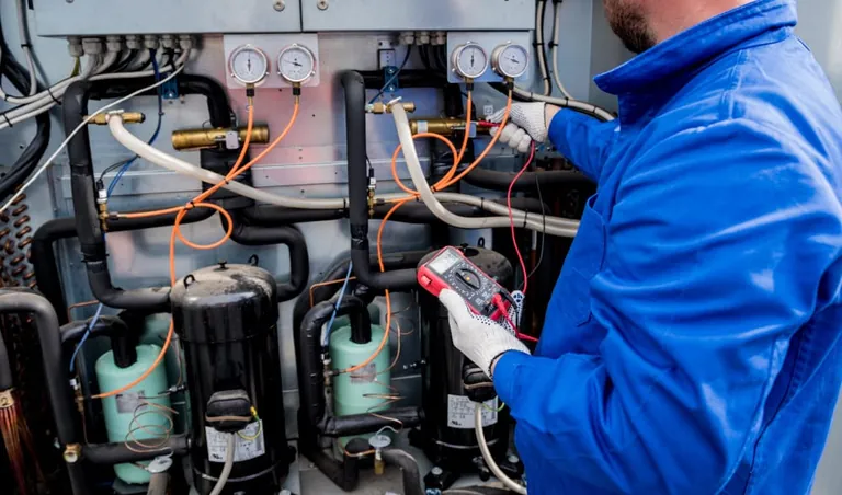 Wartung einer K&auml;lteanlage