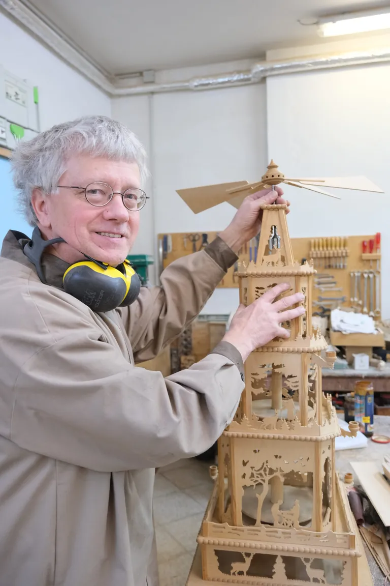 Drechslermeister Bernd Hoxhold