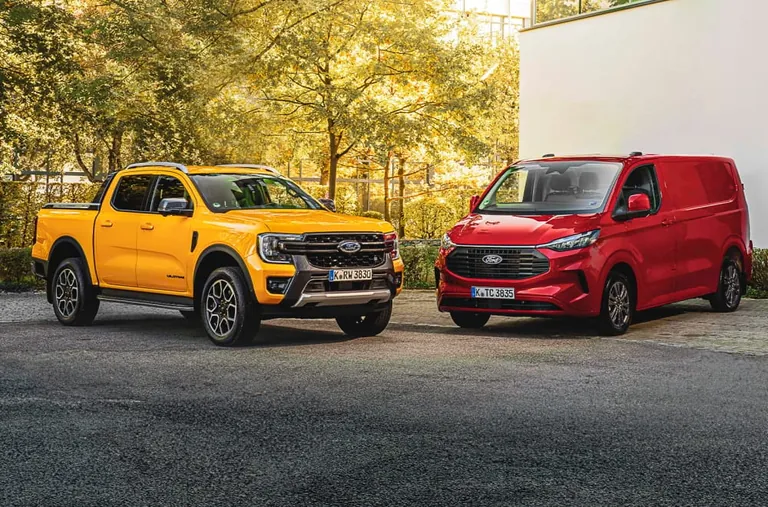 Ford Ranger (l.) und der Ford Transit Custom