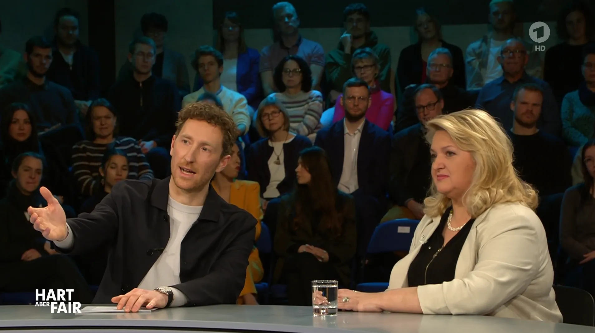 Friseurmeisterin bei Klamroth: "Früher wurden Arbeiter verehrt"