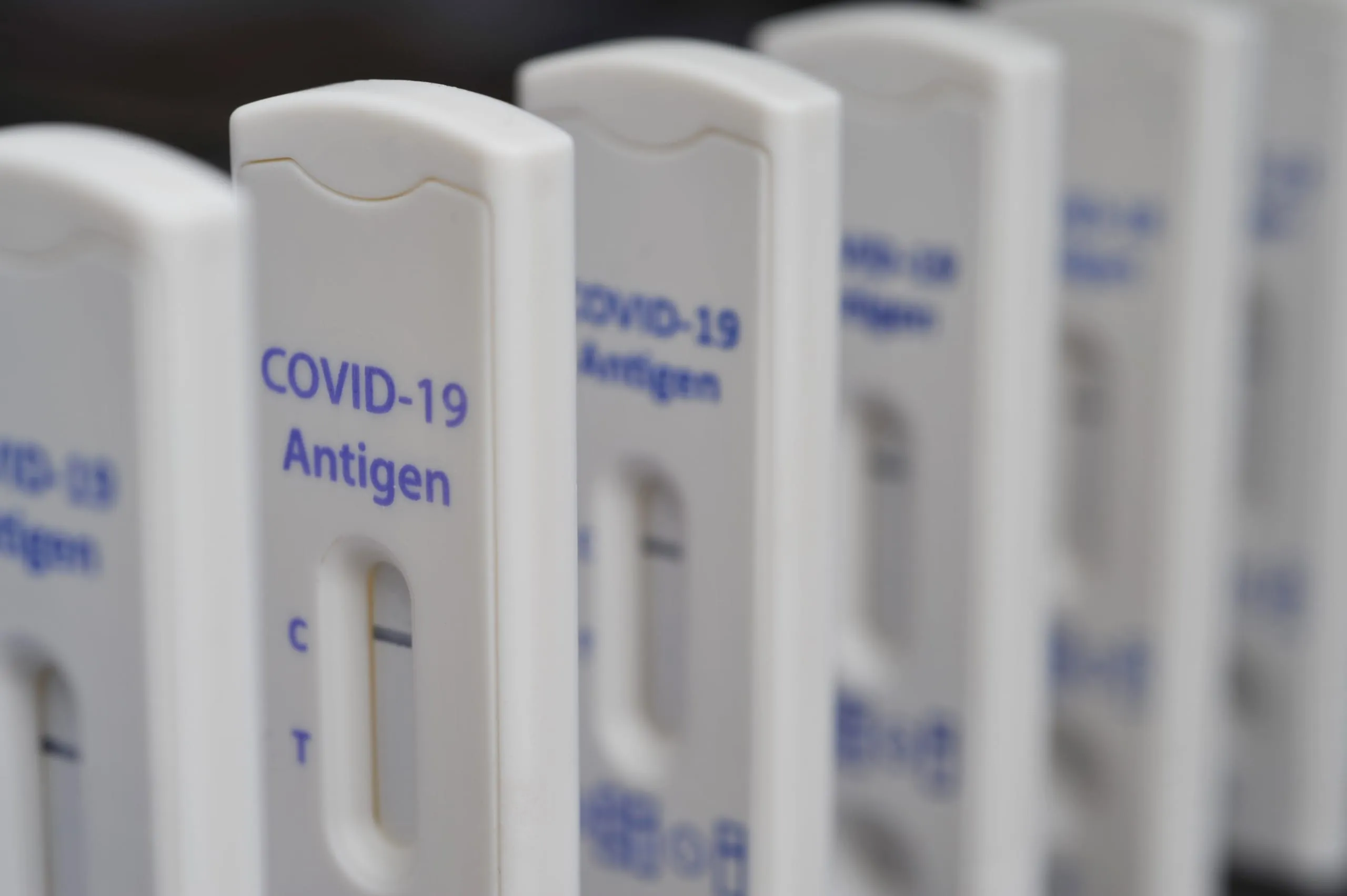 Bei Corona-Infektion und Quarantäne muss Arbeitgeber Lohn zahlen