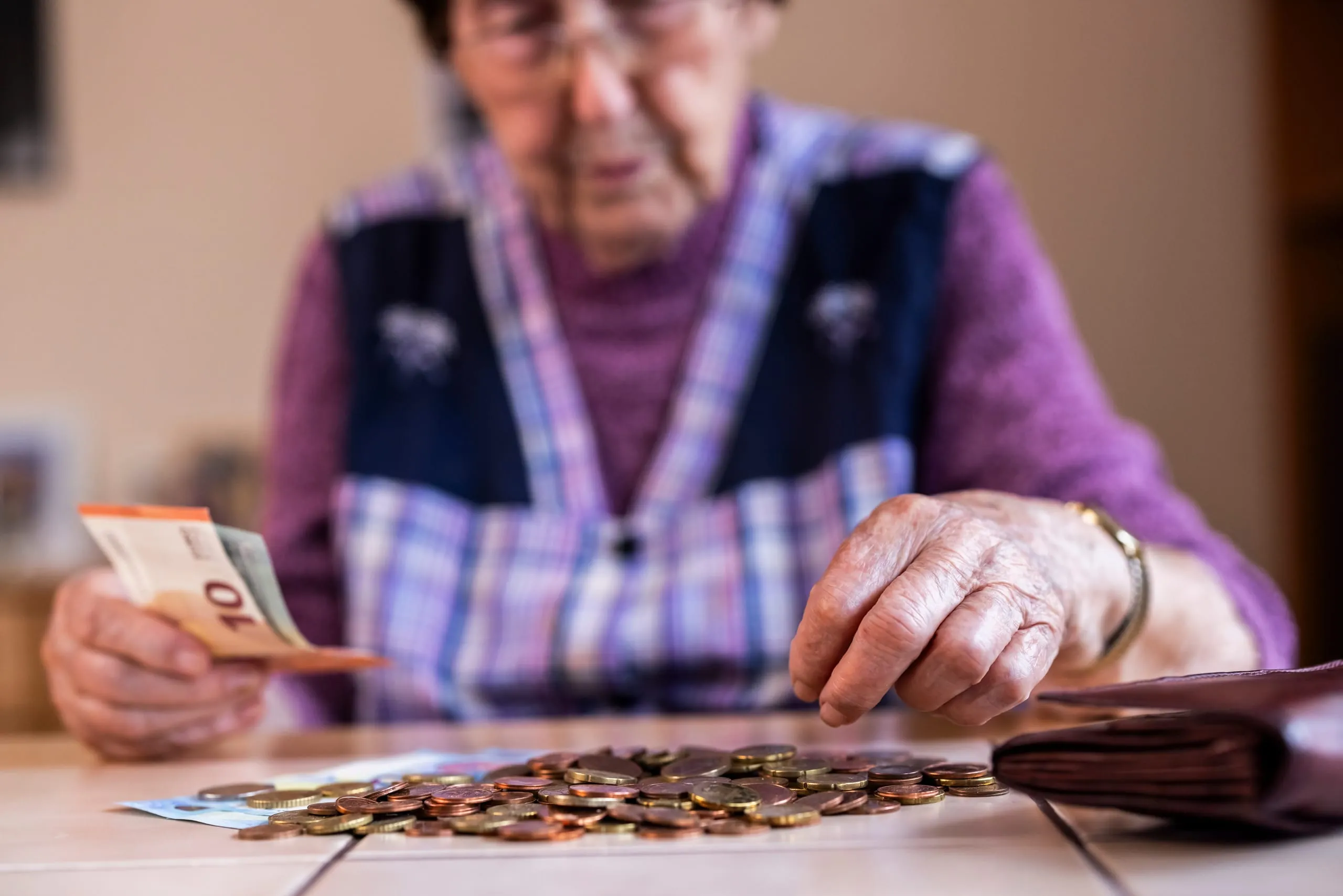 Unter 1.200 Euro Rente für jeden fünften lange Versicherten