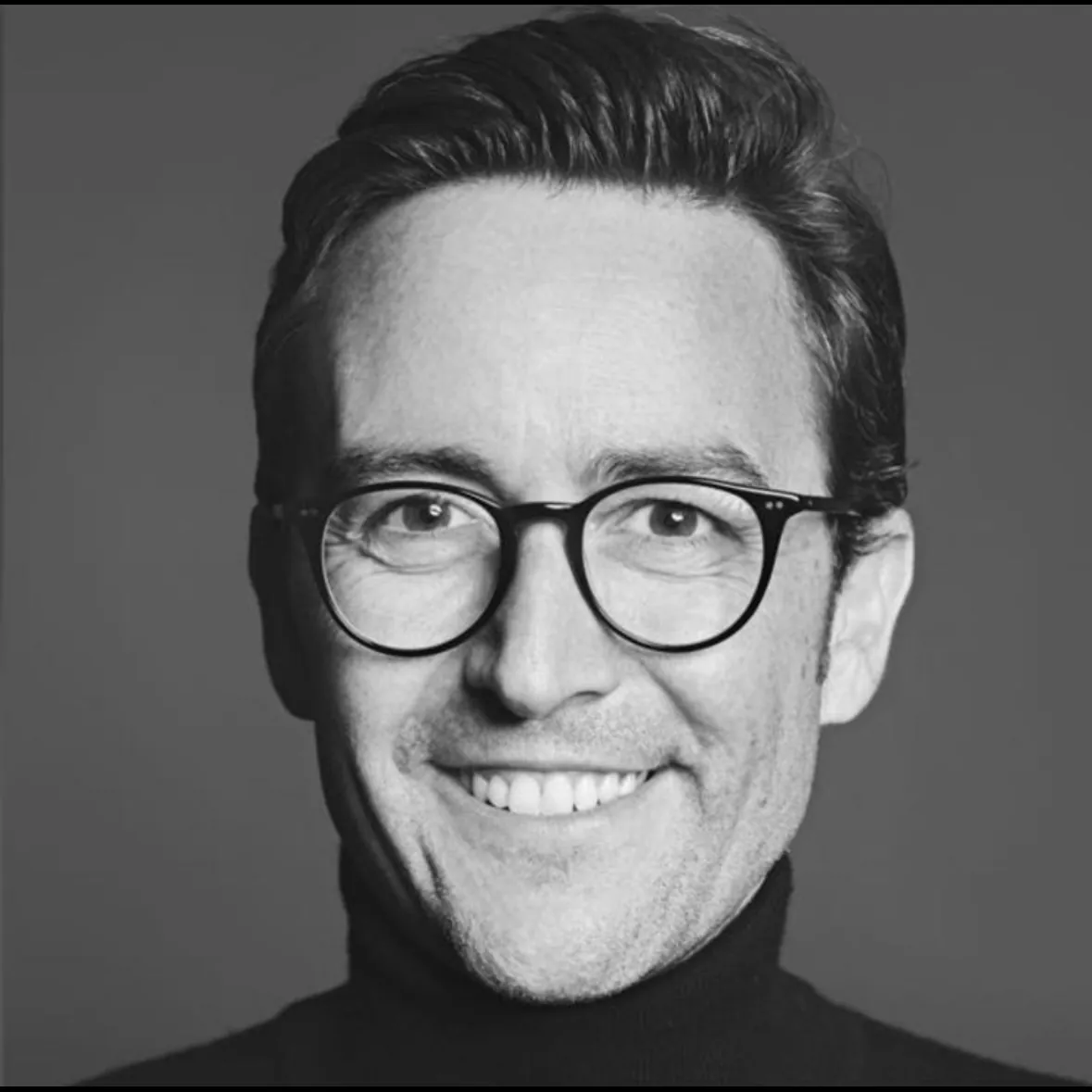 Friseurmeister Tim Sch&auml;dlich