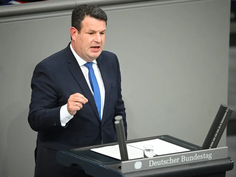 Hubertus Heil September 2024 im Bundestag