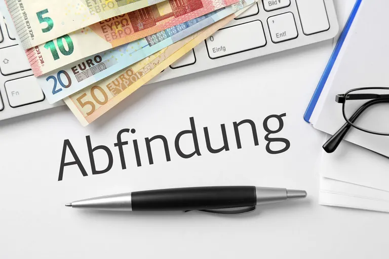Aufhebungsvertrag: Wie hoch muss die Abfindung ausfallen?