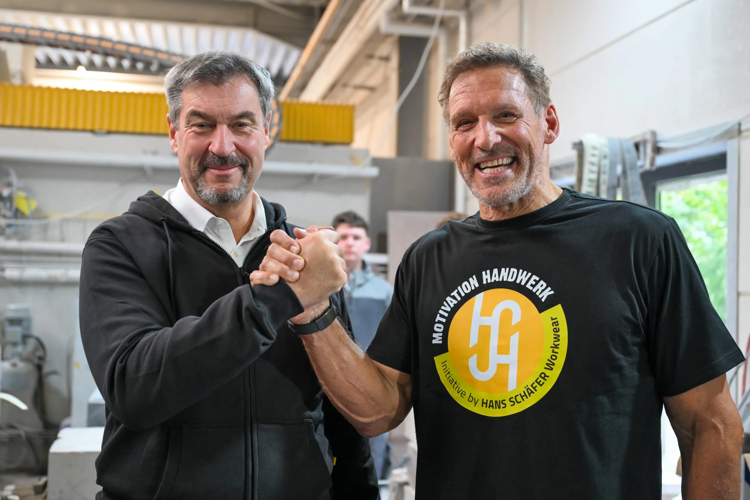 Söder und Moeller werben in Steinmetzbetrieb fürs Handwerk