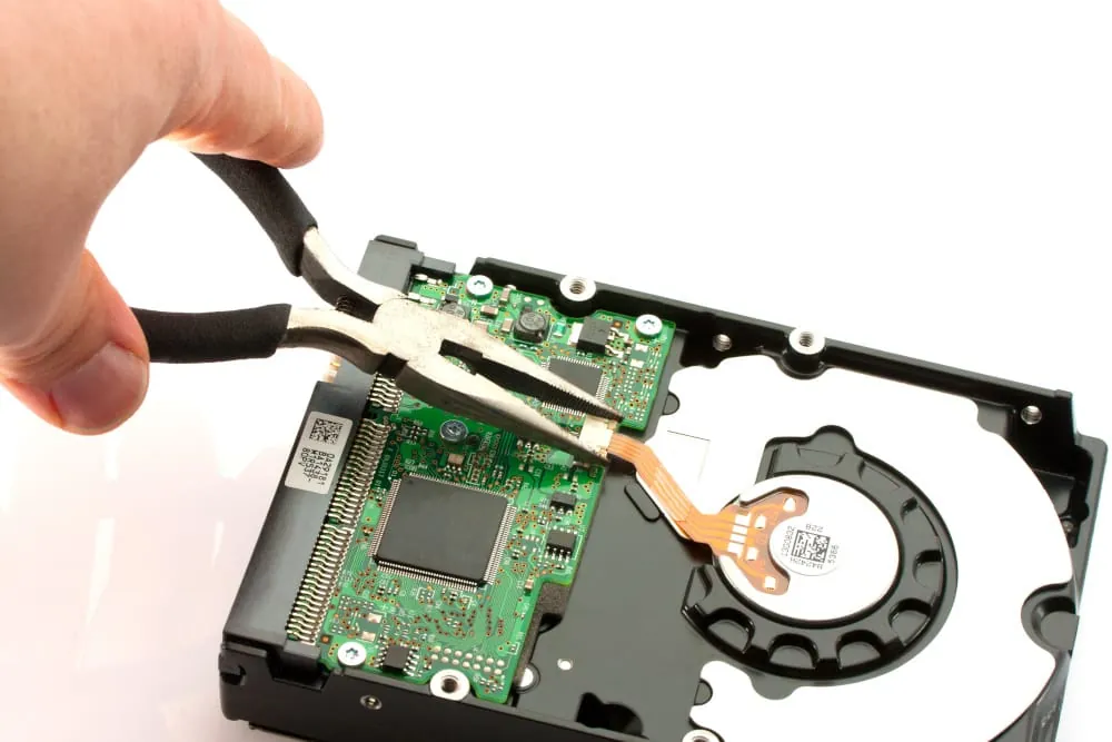 Daten endgültig löschen: Wie geht das rechtlich sicher?