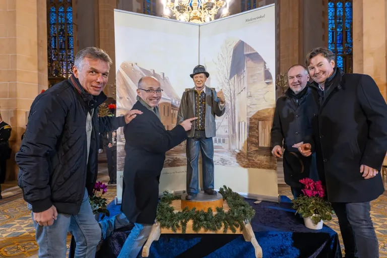 Holzbildhauer aus dem Erzgebirge