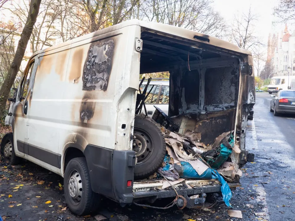 Dachdecker-Konkurrenz eskaliert: Brandanschläge in Den Bosch