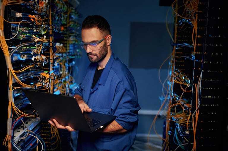 Das Informationstechniker-Handwerk verzeichnete 2024 einen Umsatzanstieg von 5,7 Prozent und bleibt somit eine Ausnahme in der Branche.