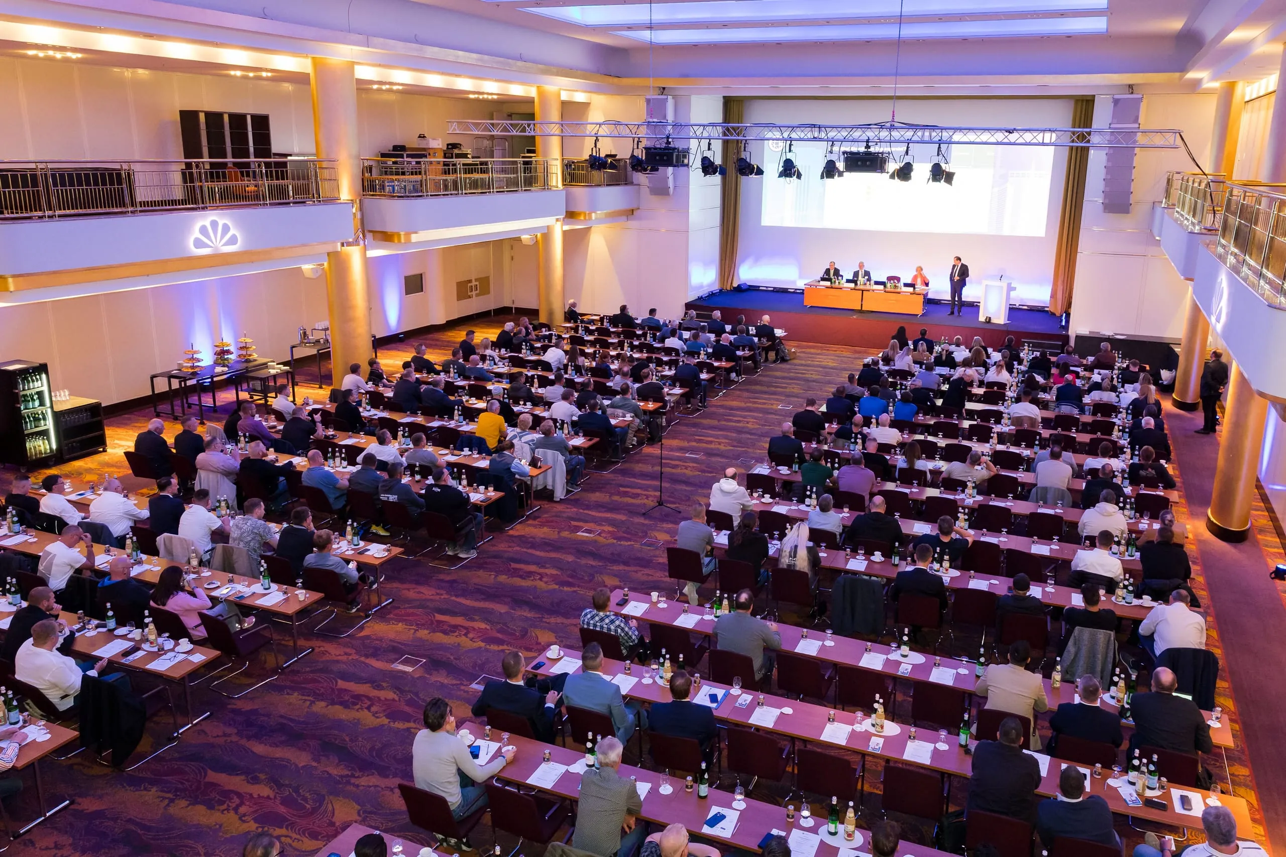 Gerüstbauer fordern Bau-Turbo und diskutieren KI