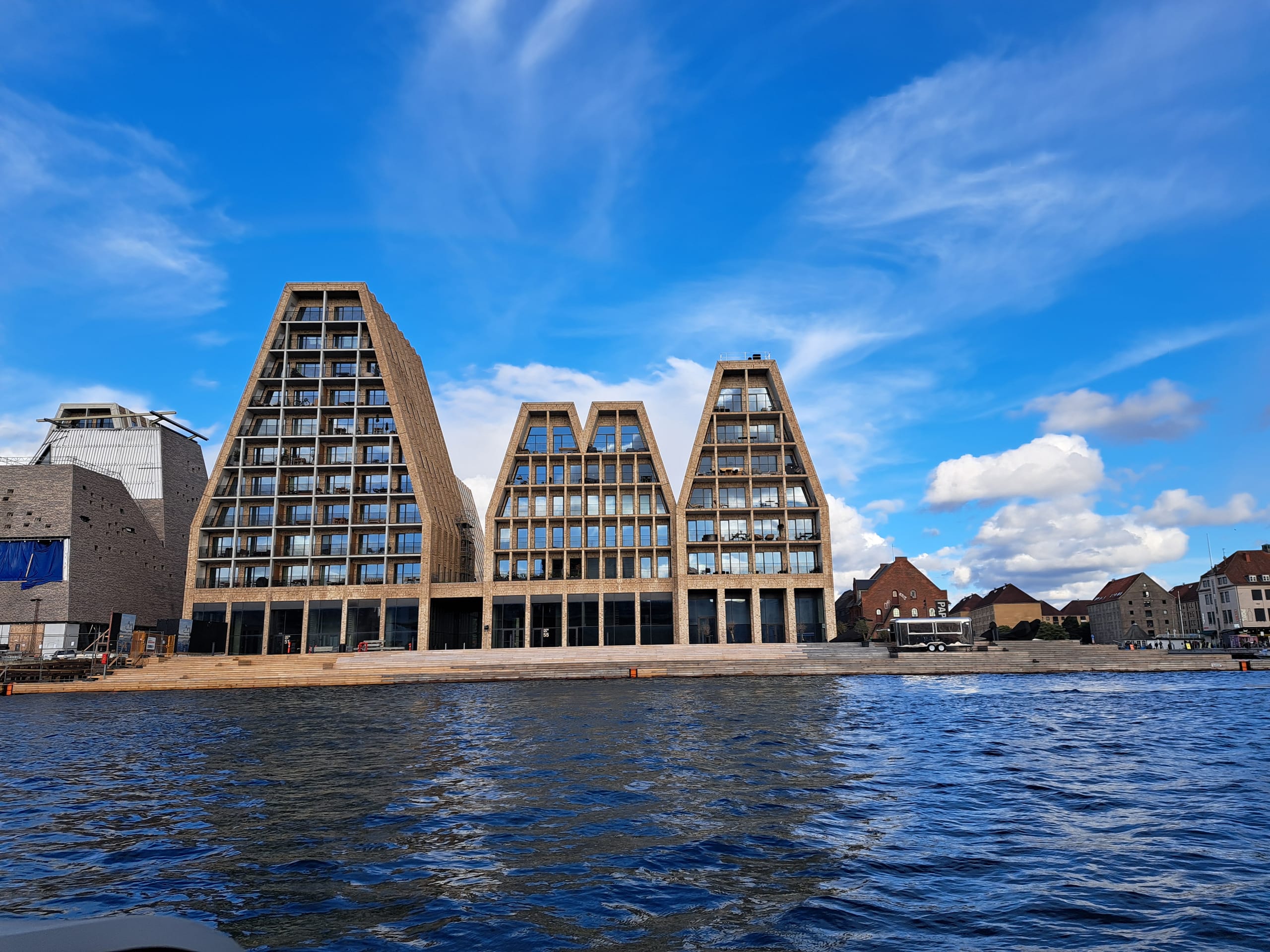 Dänemark ist berühmt für Architektur und Design. Einer der bedeutendsten und weltweit renommiertesten war Arne Jacobsen (1902-1971).