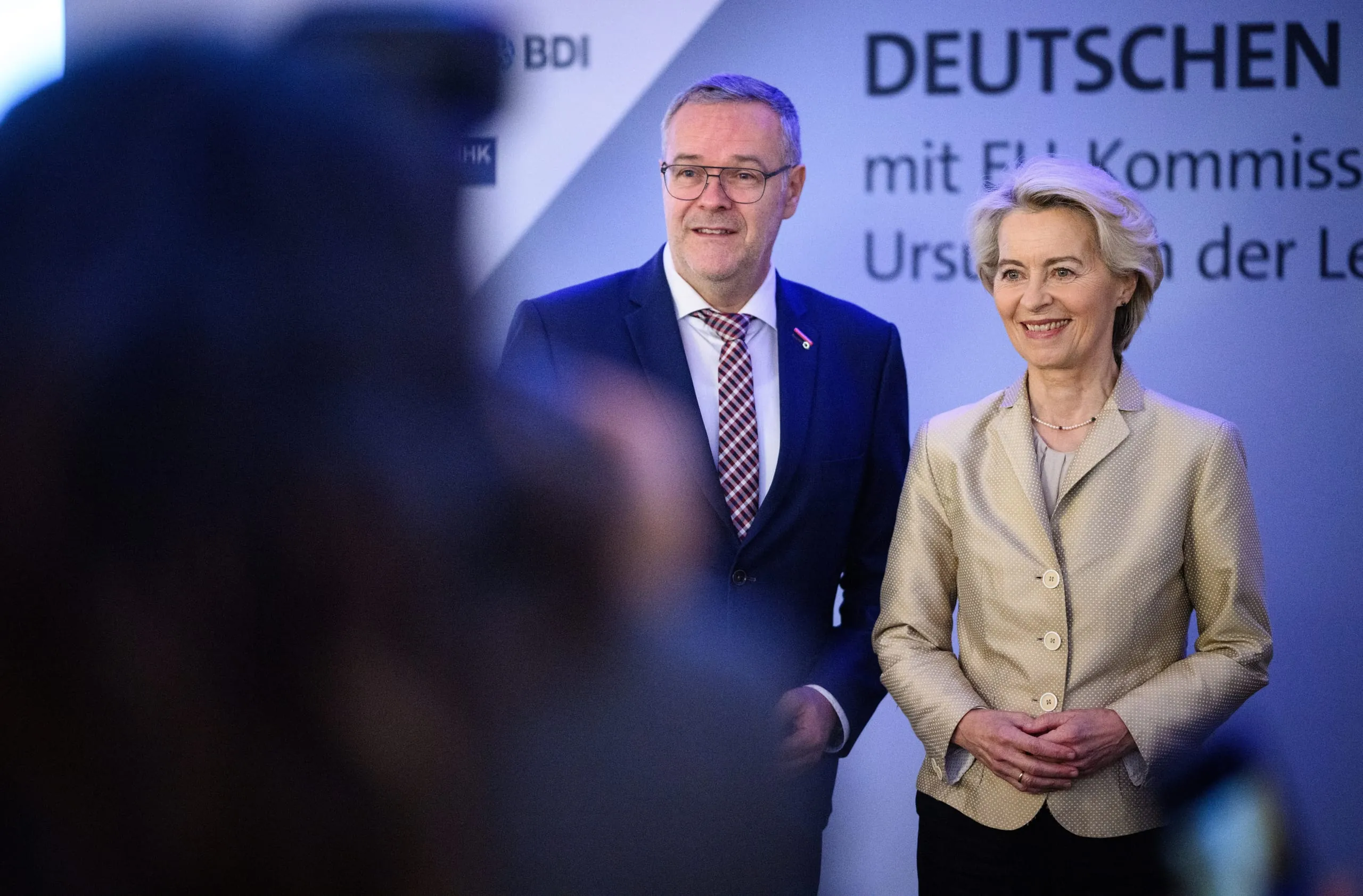 Von der Leyen will Schneise in Bürokratie-Dschungel schlagen