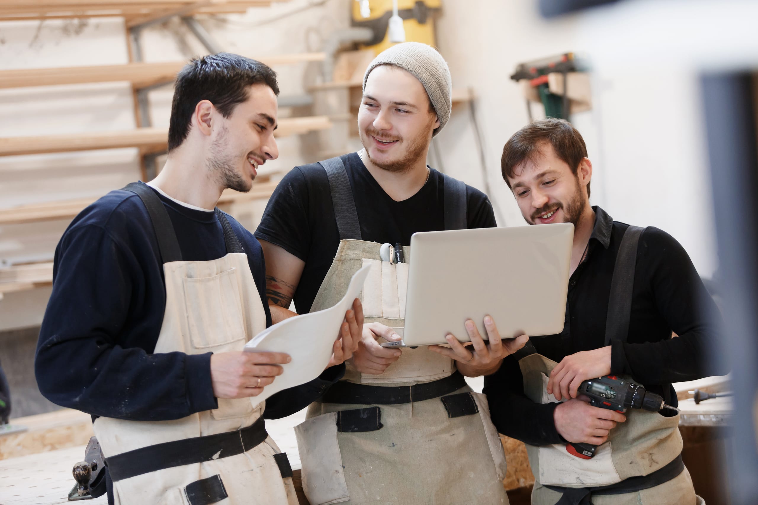 Starting training: How trainers support insecure young people