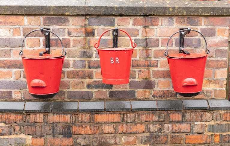 Drei Eimer
