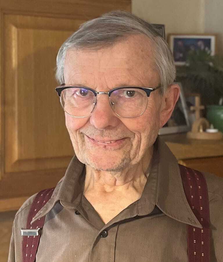 Holzspielzeugmachermeister Johannes Günther