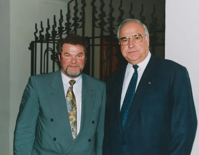 Hans-Ulrich K&ouml;hler und Helmut Kohl