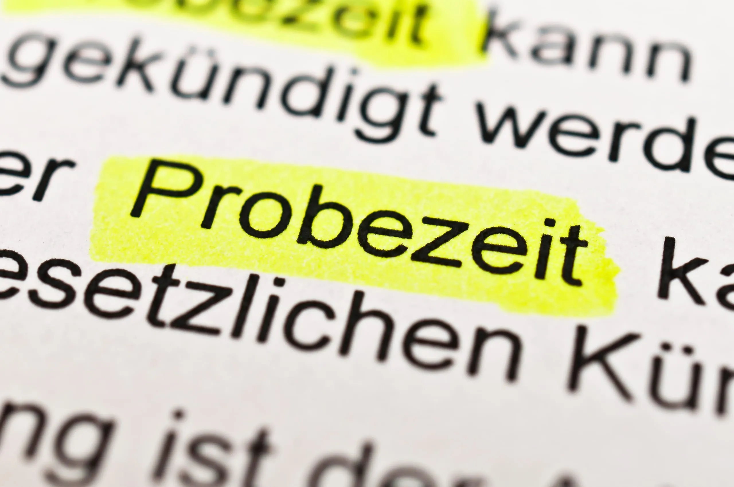 Befristeter Arbeitsvertrag: Keine feste Regel für Probezeiten