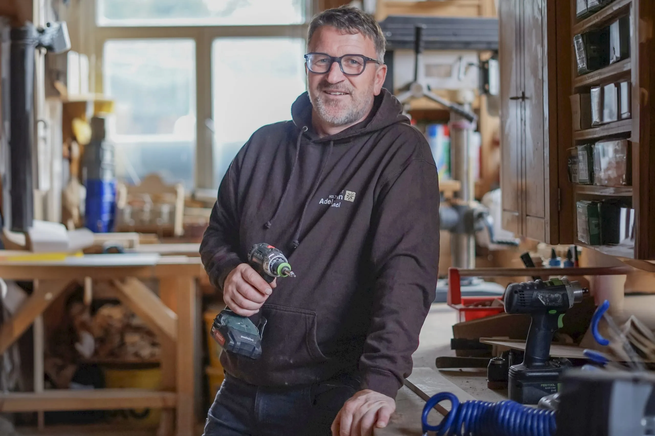 Ein Schreinermeister auf dem Weihnachtsmarkt