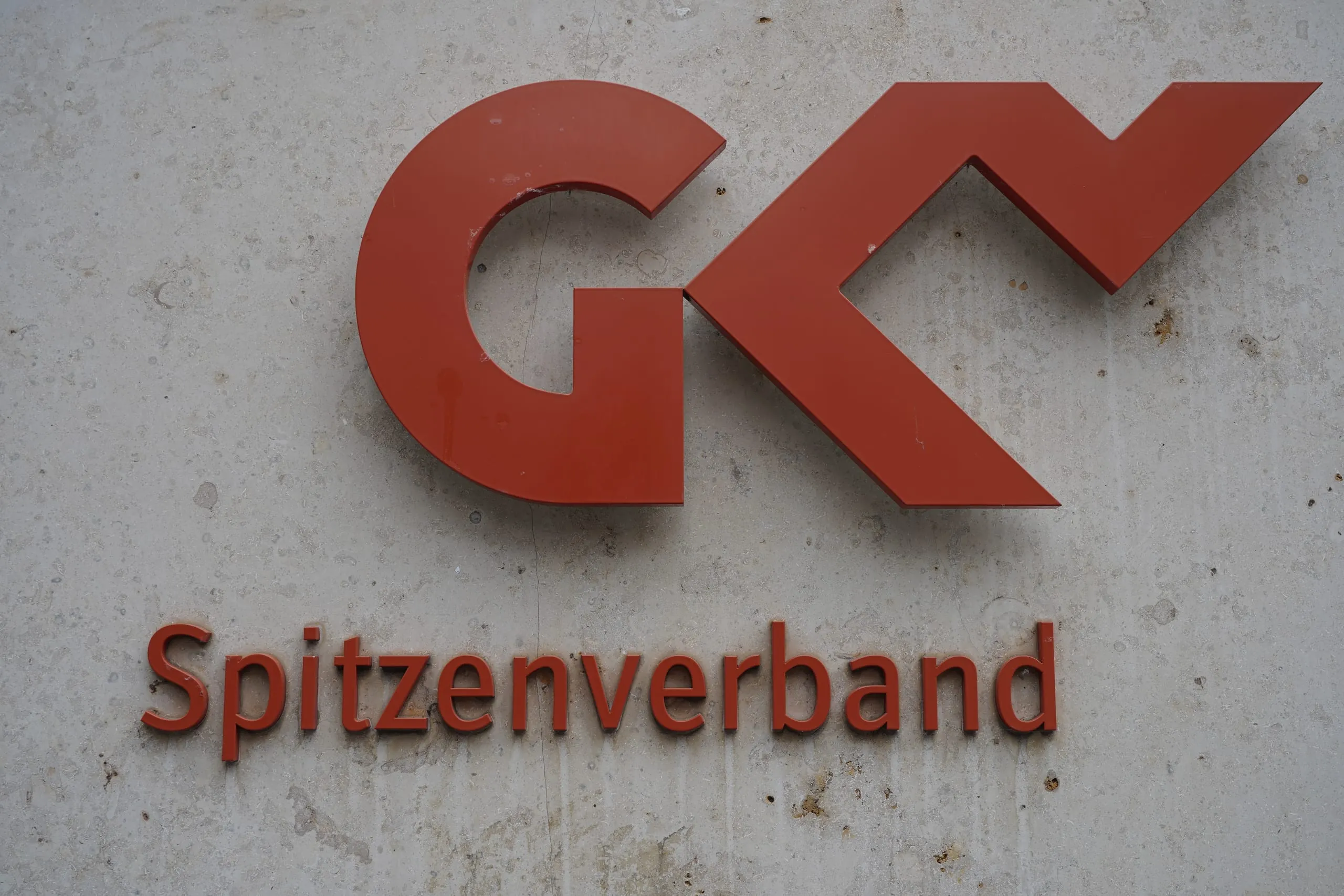 Krankenkassen verklagen Bund