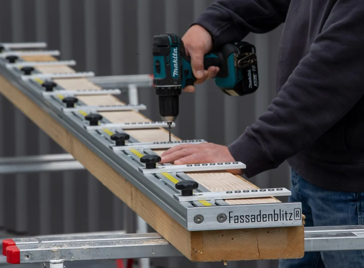Zimmerermeister stellt Fassadenblitz vor