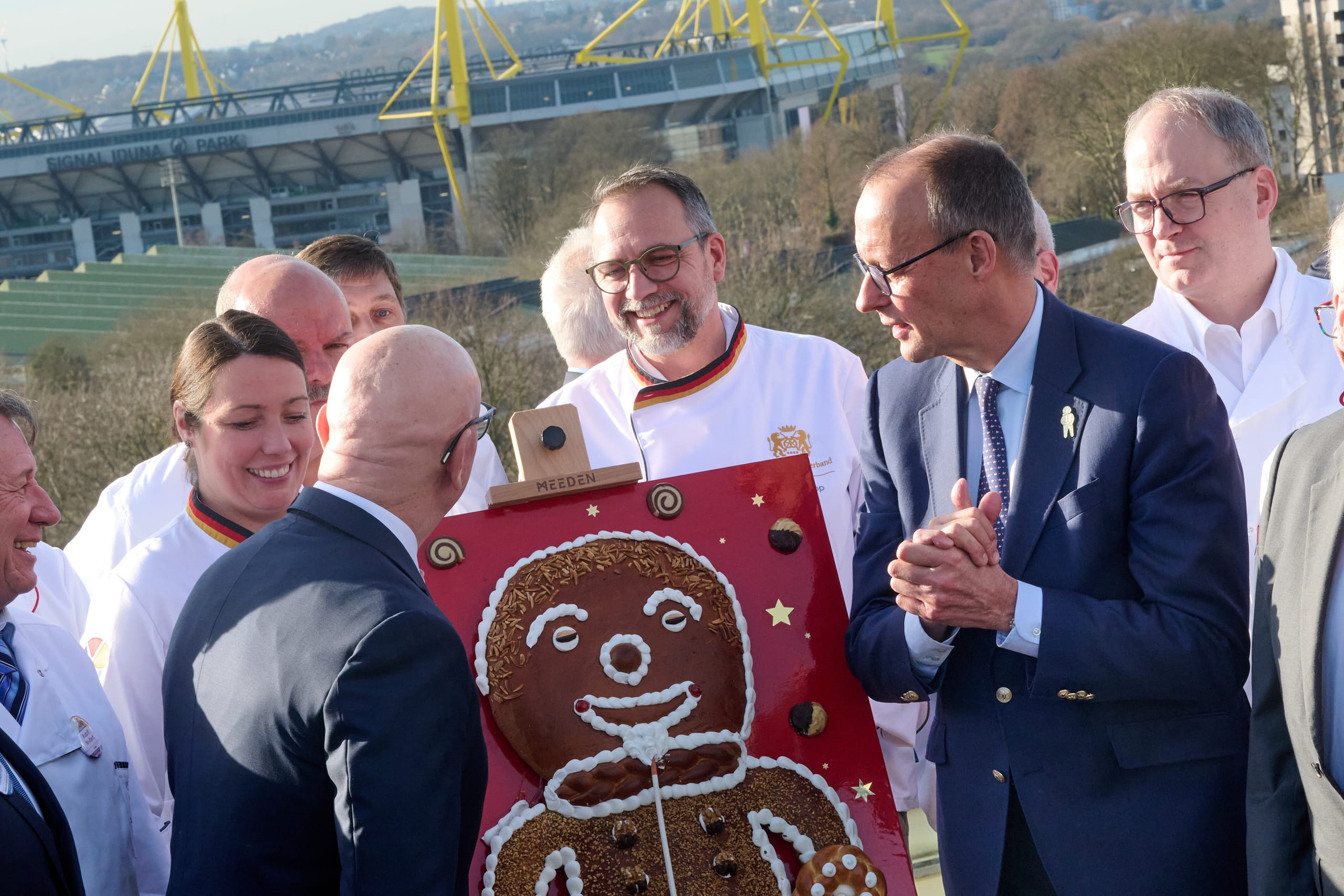 Merz stichelt gegen 4-Tage-Woche und lobt das Handwerk