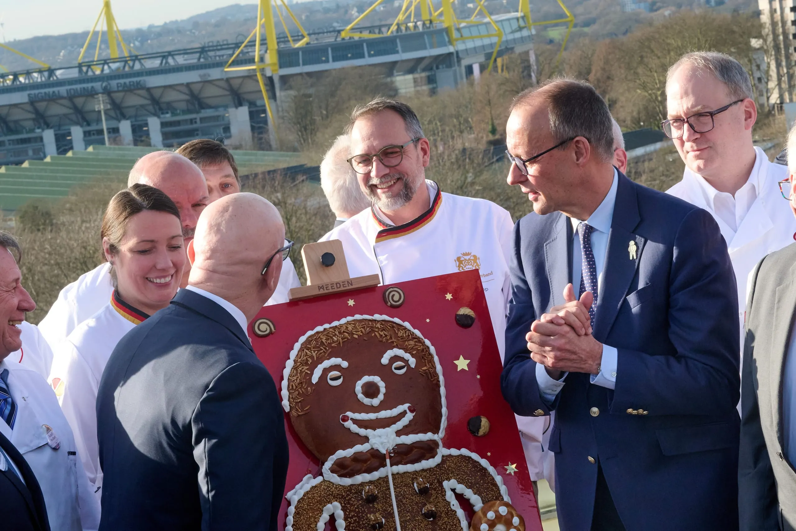 Merz stichelt gegen 4-Tage-Woche und lobt das Handwerk