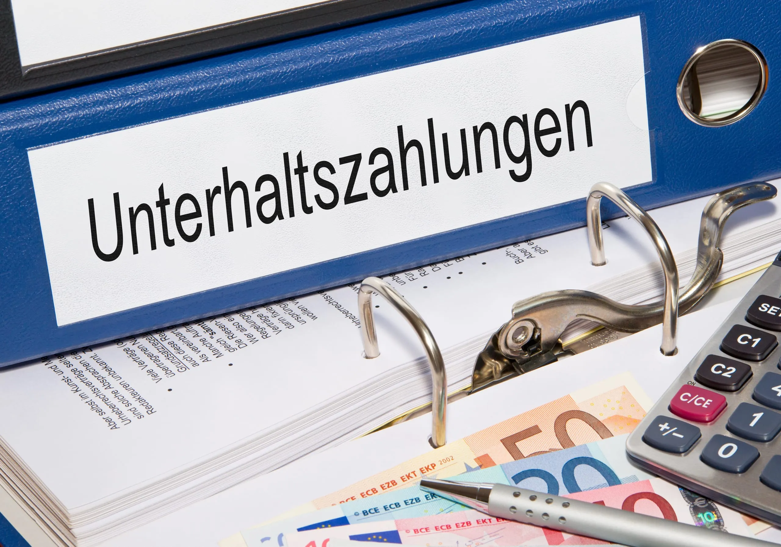 Unterhalt trotz eigenem Einkommen? Sohn muss zurückzahlen
