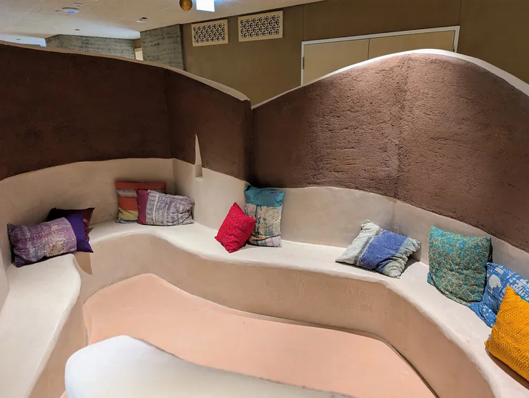 Campus St. Michael Lehmbau Nische