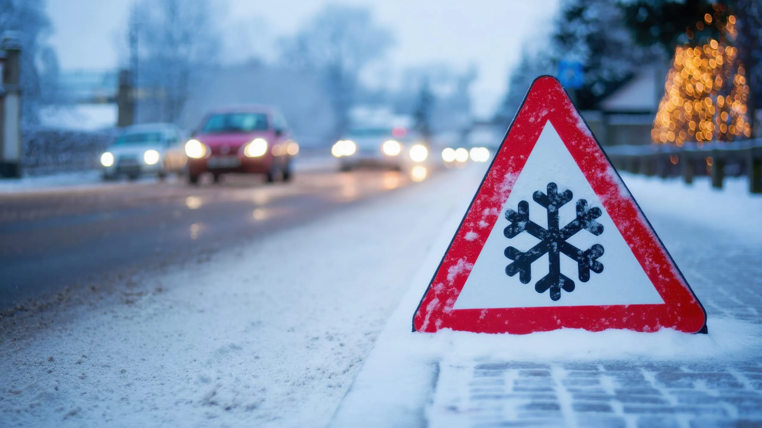 Schnee und Glatteis: Wenn Arbeitnehmer zu spät zur Arbeit kommen