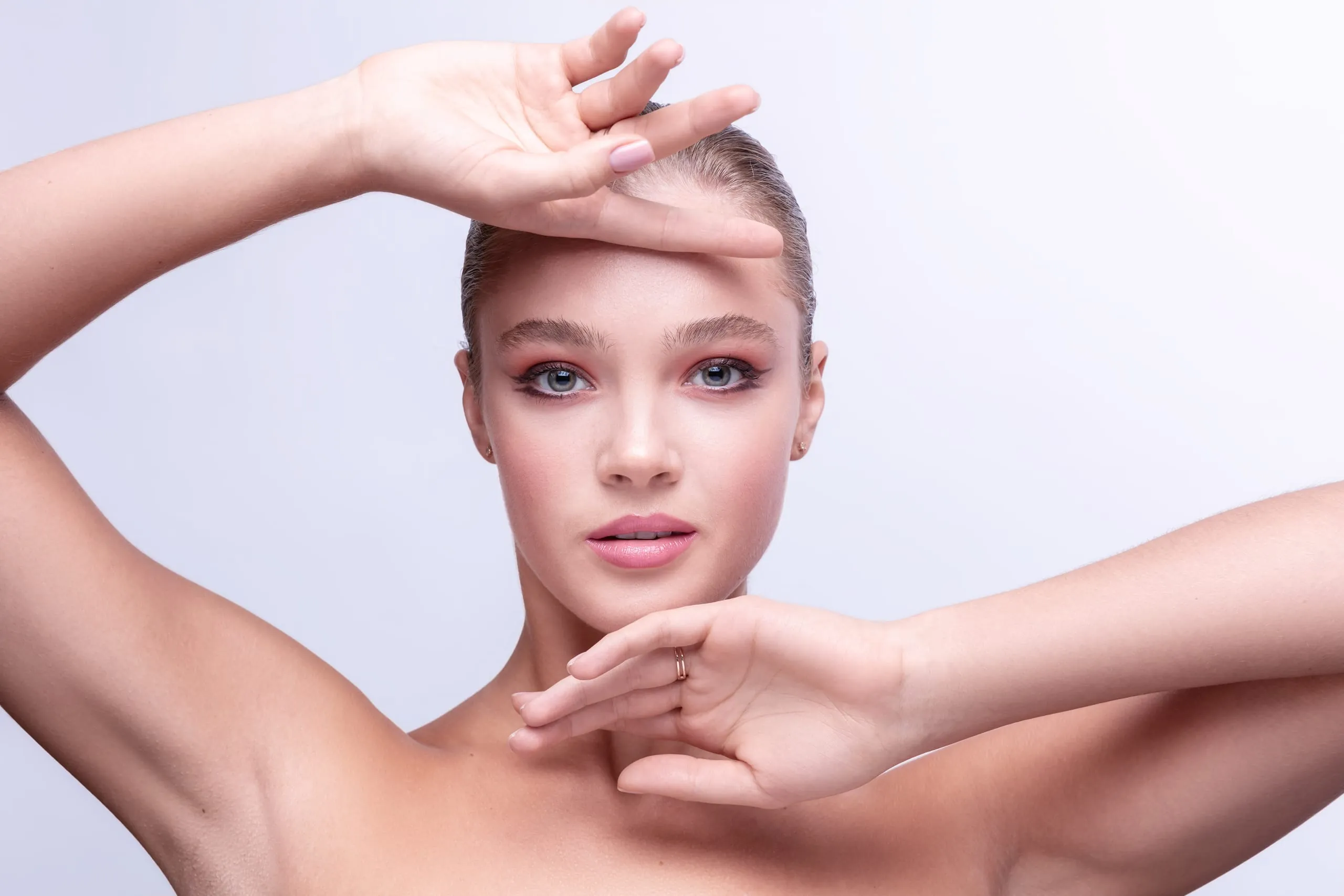 Frisurentrends für Frühling und Sommer 2026: Beauty Rosewood Renaissance