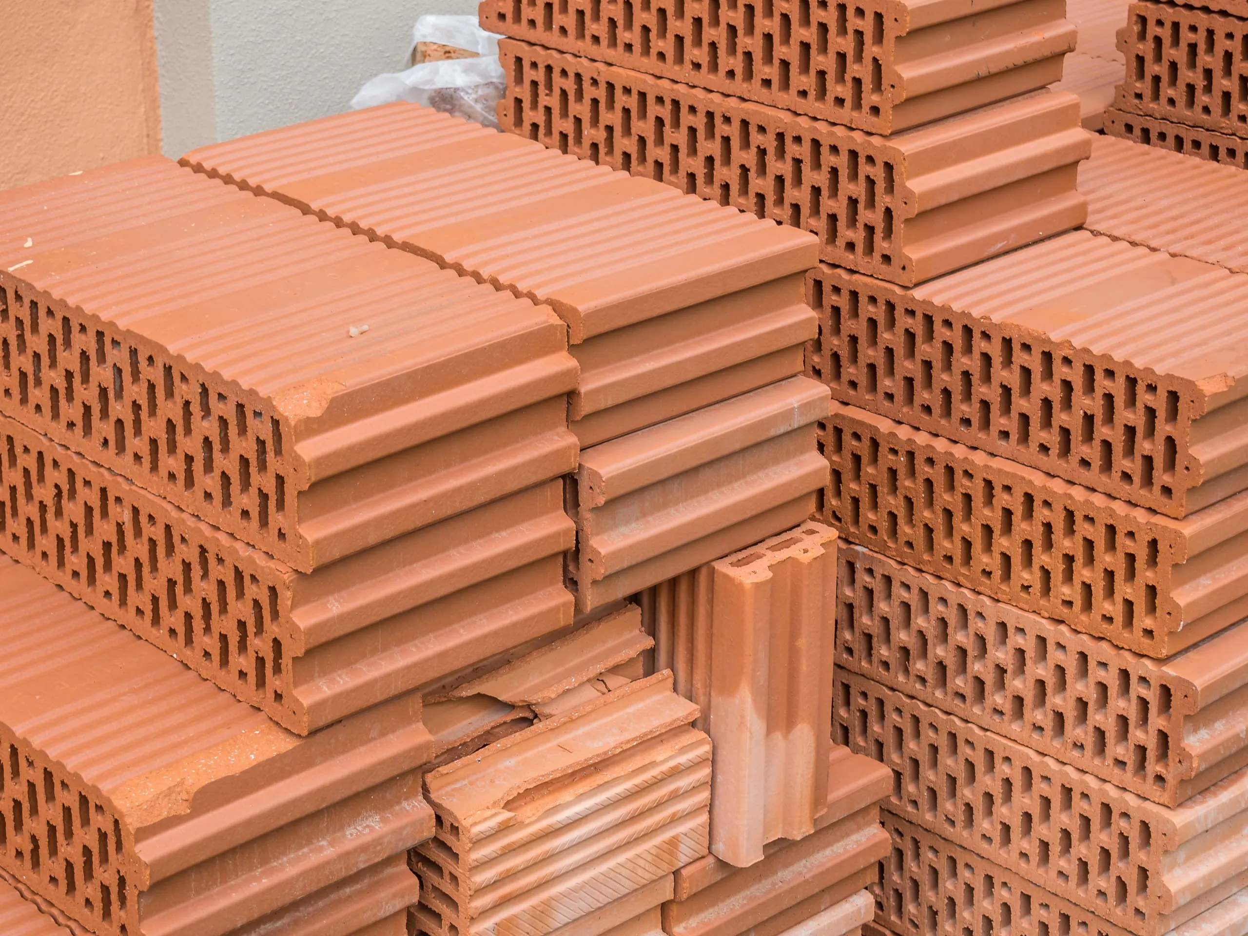 Baustoffbranche: Erstes Wachstum nach 3 Krisenjahren