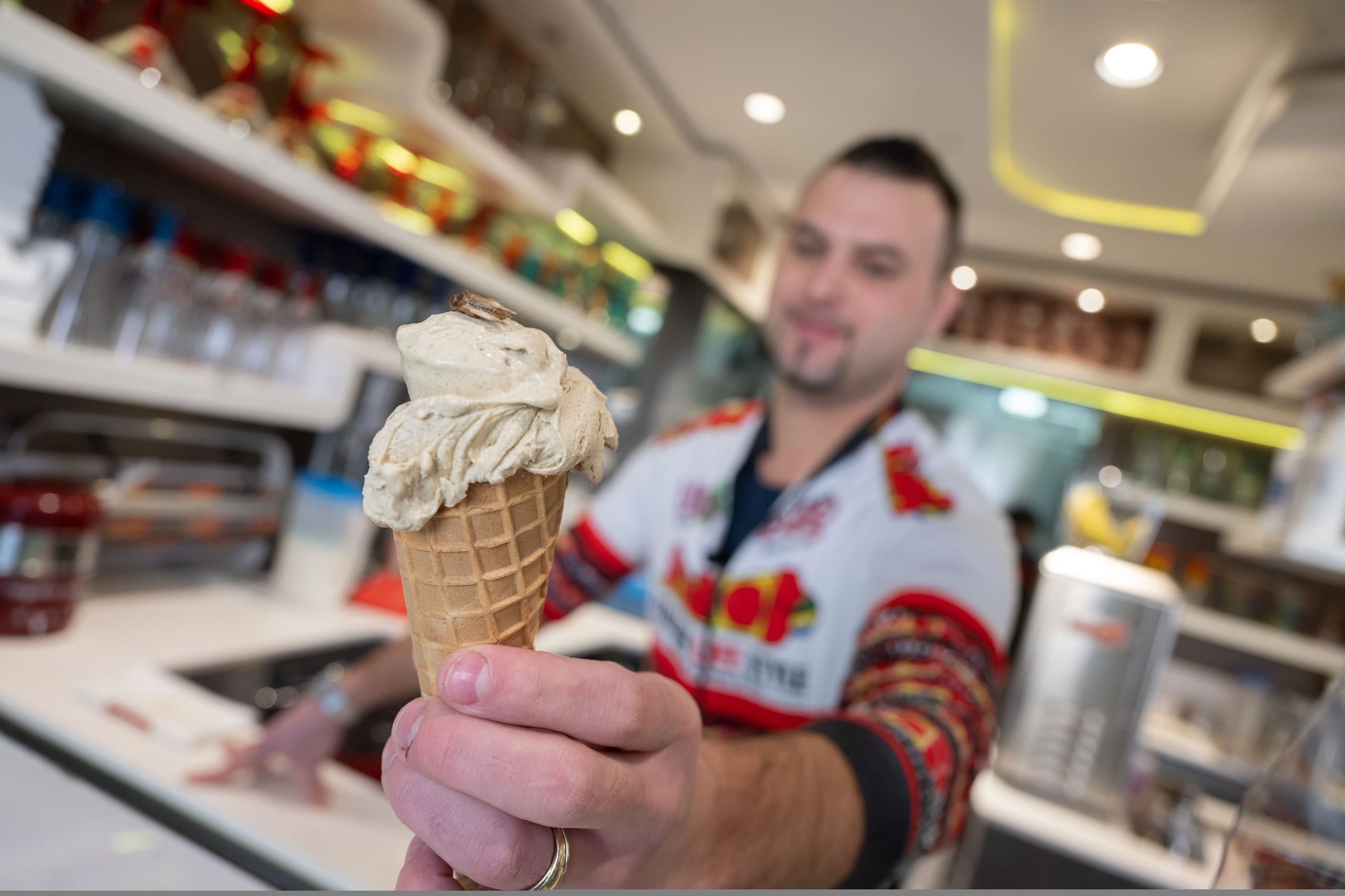 Eis aus Kamelmilch: Deutscher fliegt zur WM in die USA