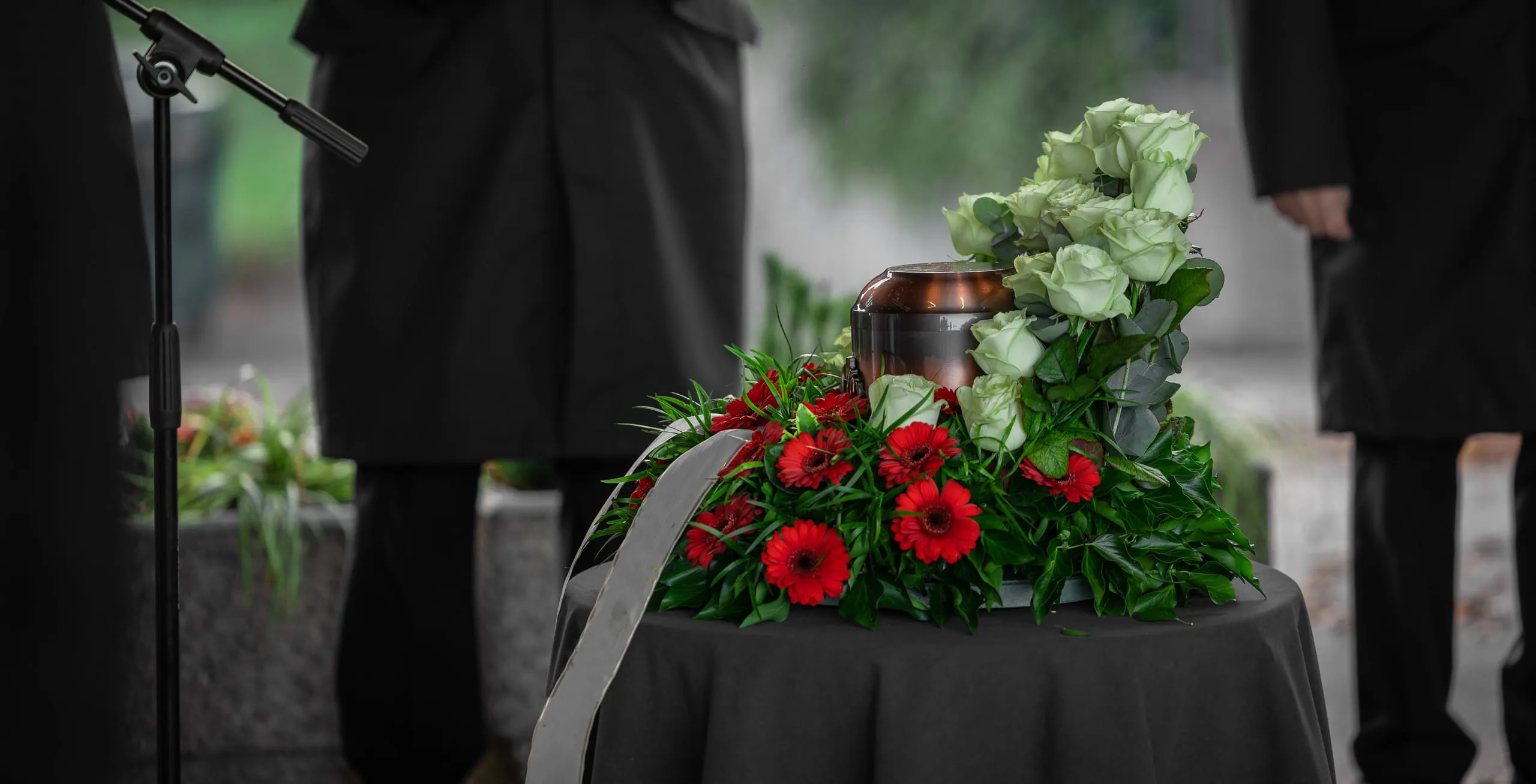 Lebensbaum, Grabtuch, Erinnerungsasche: Was Sachsen plant