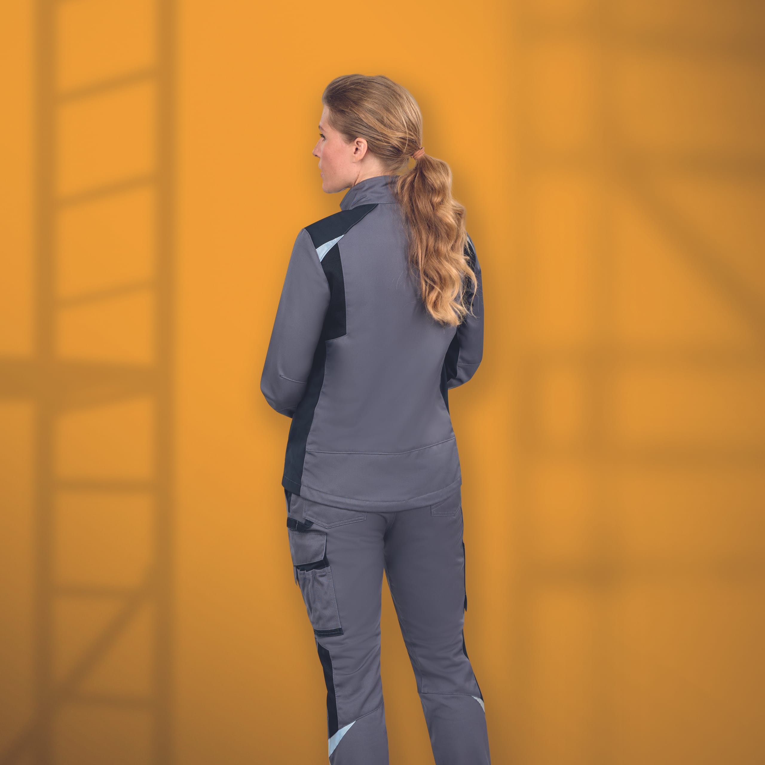 Berufskleidung für Frauen von DBL