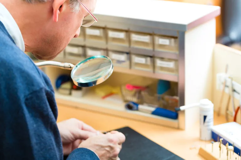 H&ouml;rger&auml;teakustiker